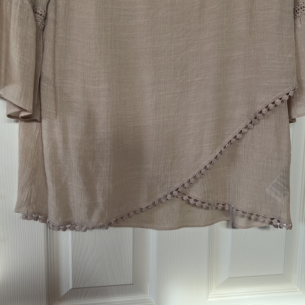 JM Collection blouse - Picture 4 of 6